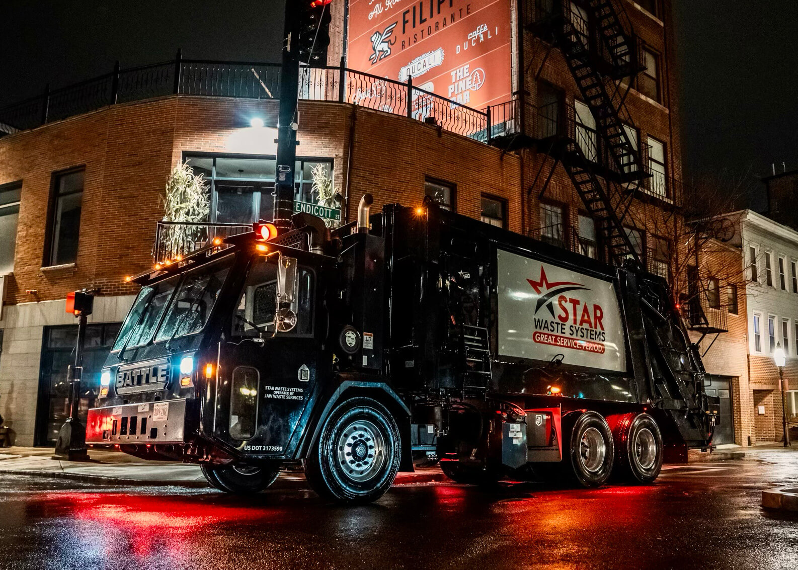 Star waste systems rearloader on Battle Motors Chassis